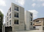 桜新町 デザインと住み心地のバランス コンクリートウチッパナシの外壁。