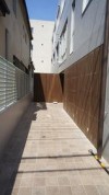 牛込柳町 薬王寺terrace エントランスのデザインも先進的に。
