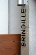 BRINDILLE中野坂上【ブランディーユ中野坂上】 物件名は『小枝』という意味です。