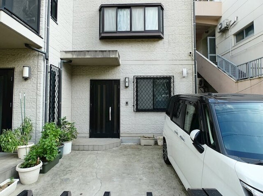 ラドミール 富ヶ谷の賃貸専門店【富ヶ谷不動産】